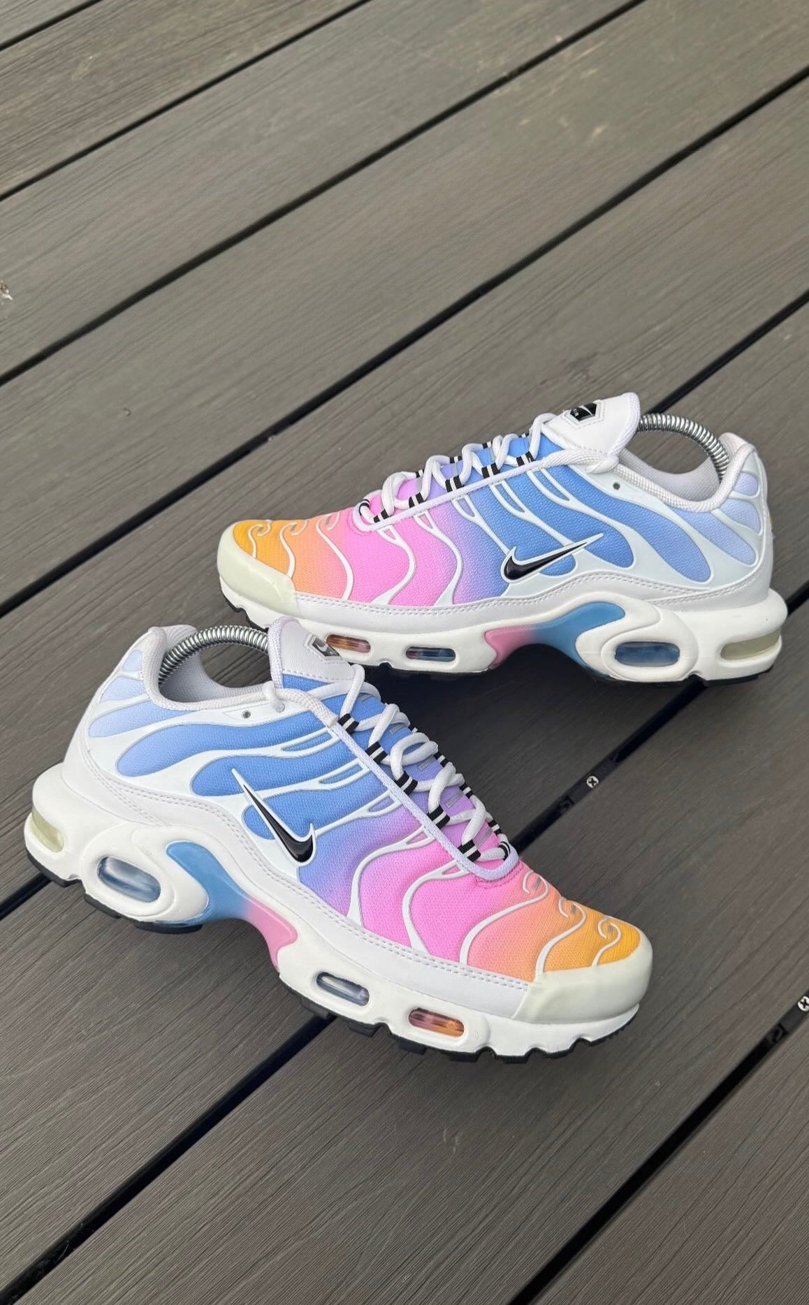 Pre owned - air max plus rainbow