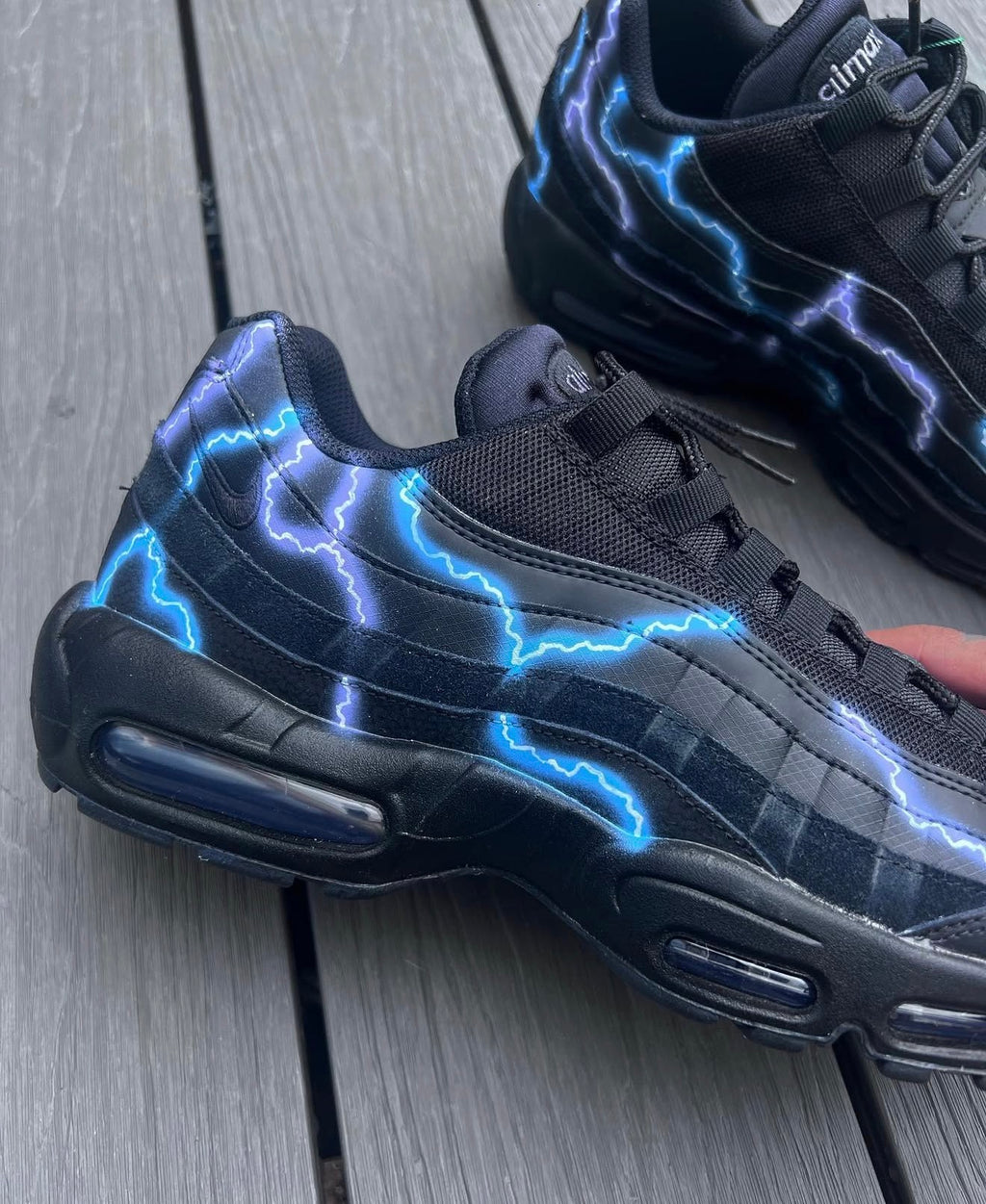 Air max 95 - blue purple lightening