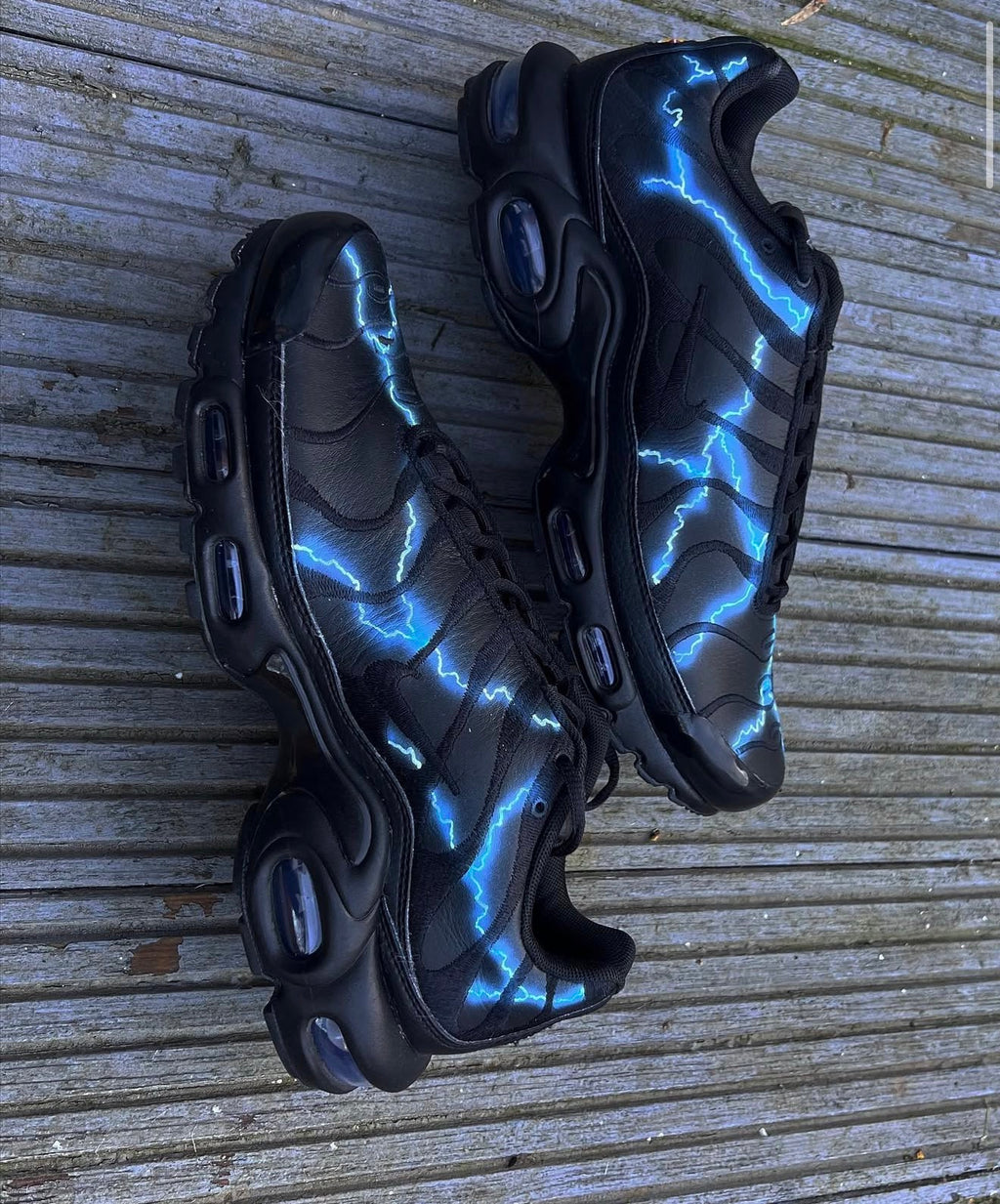 Air max plus - blue lightening leather
