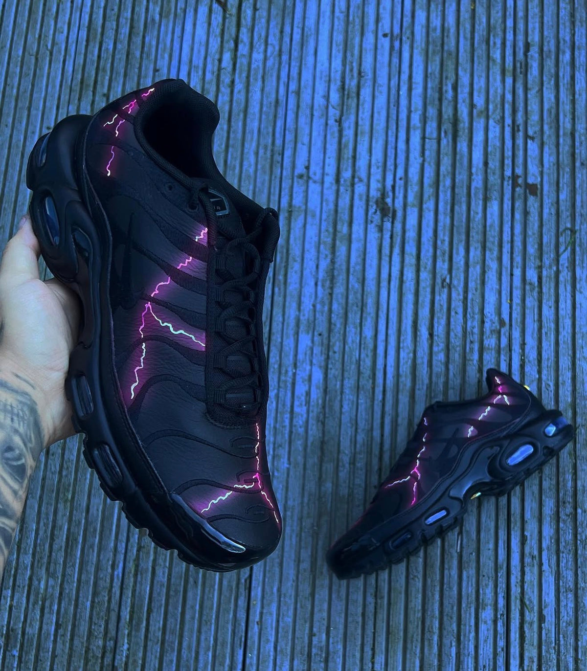 Air max plus - Red lightening leather